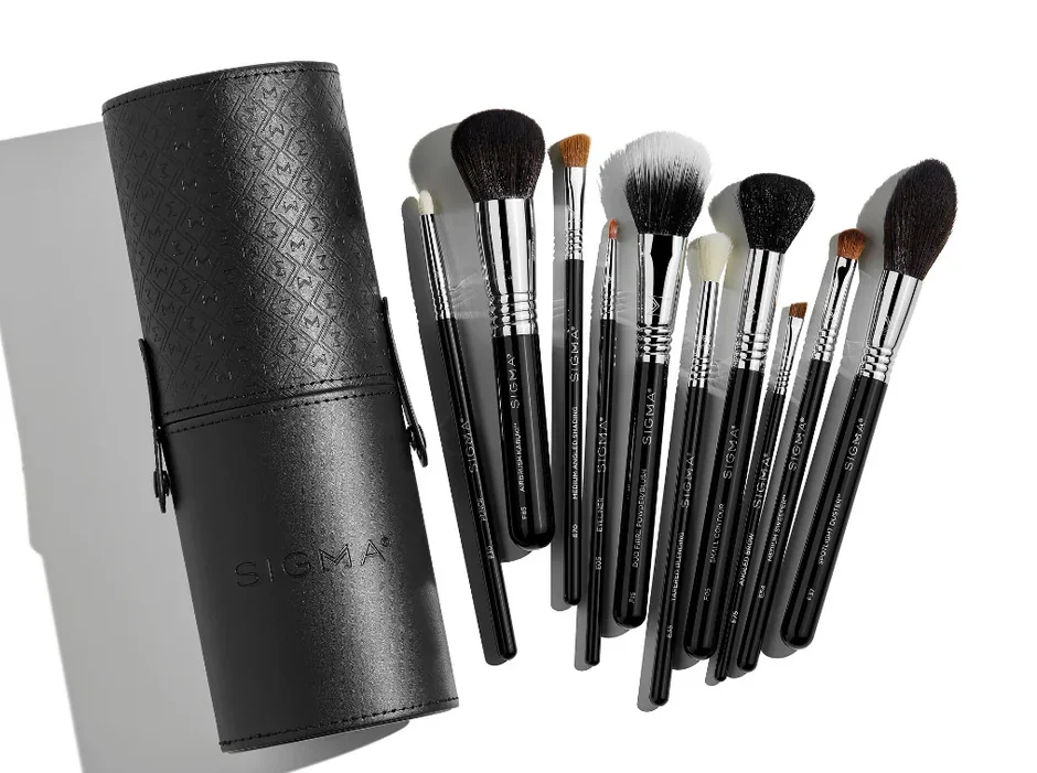 beauty gift guide, makeup brushes by Sigma